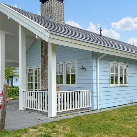 3 Bedroom Awesome In *