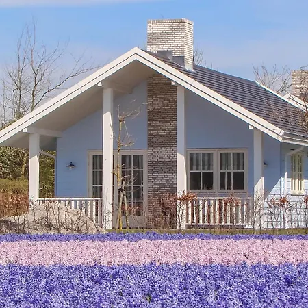 Holiday home 3 Bedroom Awesome In Noordwijk