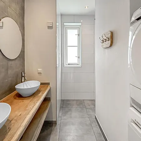 3 Bedroom Awesome In * Noordwijk