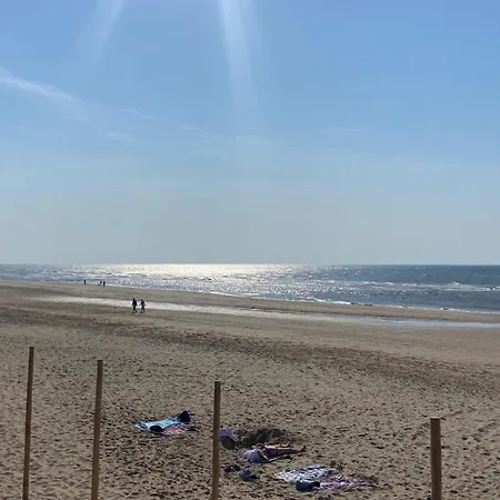 3 Bedroom Awesome In Holiday home